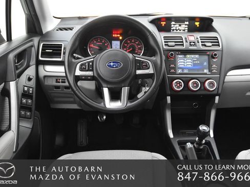 Used 2017 Subaru Forester 2.5i AWD/4WD image 27