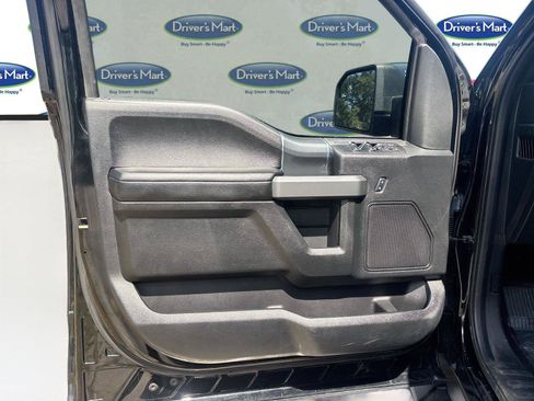 Used 2018 Ford F150 XLT w/ Equipment Group 302A Luxury AWD/4WD image 19