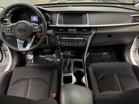 Used 2019 Kia Optima LX image 37