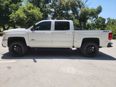 Used 2017 Chevrolet Silverado 1500 LT w/ Texas Edition AWD/4WD image 5
