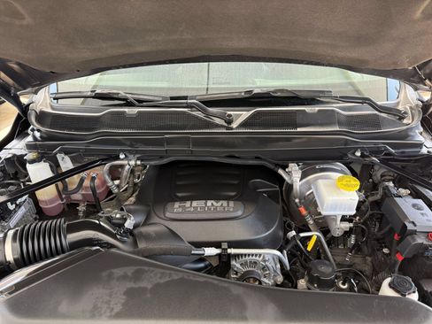 Used 2025 RAM 2500 Big Horn AWD/4WD image 28