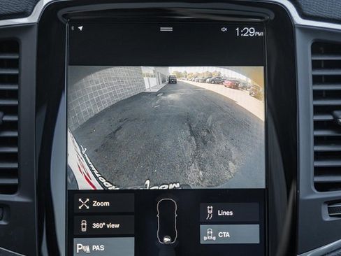 Used 2020 Volvo XC90 T6 Momentum image 42