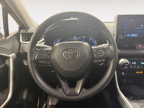 Used 2025 Toyota RAV4 XLE w/ Convenience Package AWD/4WD image 13