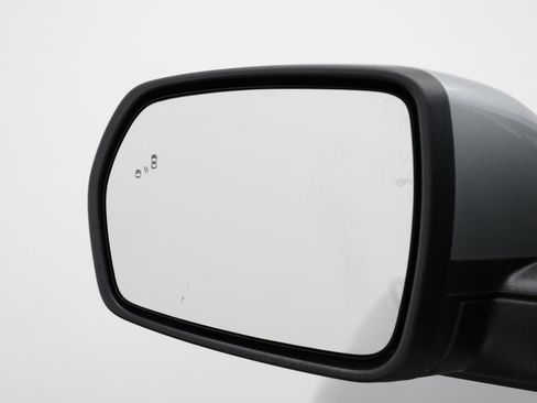 Used 2024 Ford Edge SEL AWD/4WD image 11
