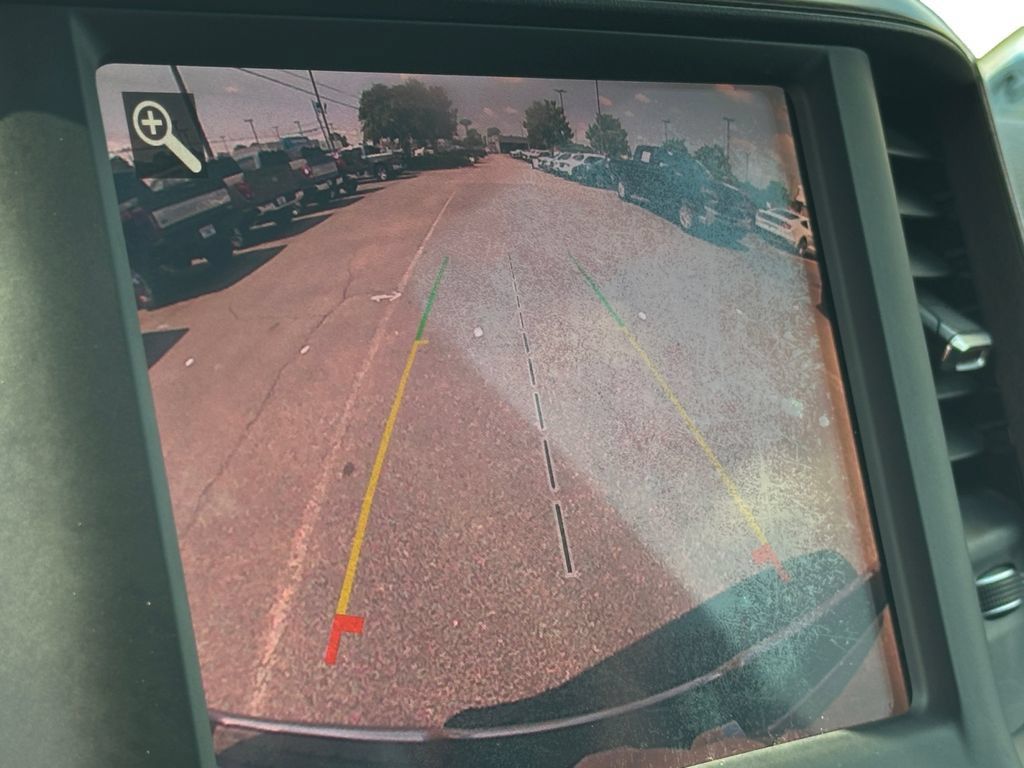 Used 2019 RAM 1500 Laramie AWD/4WD image 15
