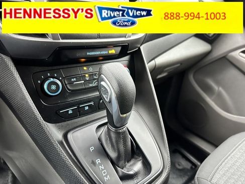 Used 2019 Ford Transit Connect XLT image 15
