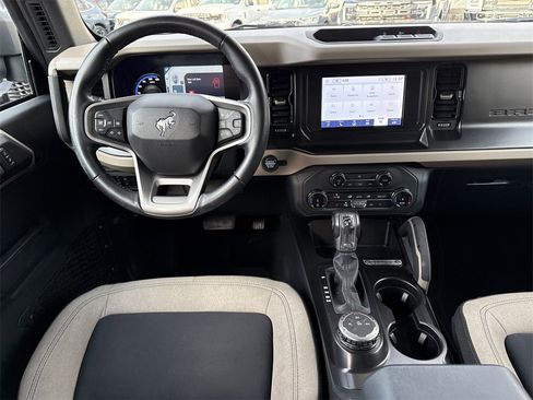 Used 2022 Ford Bronco Big Bend image 12