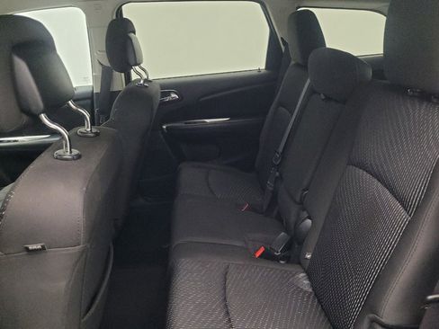 Used 2017 Dodge Journey SE FWD image 18