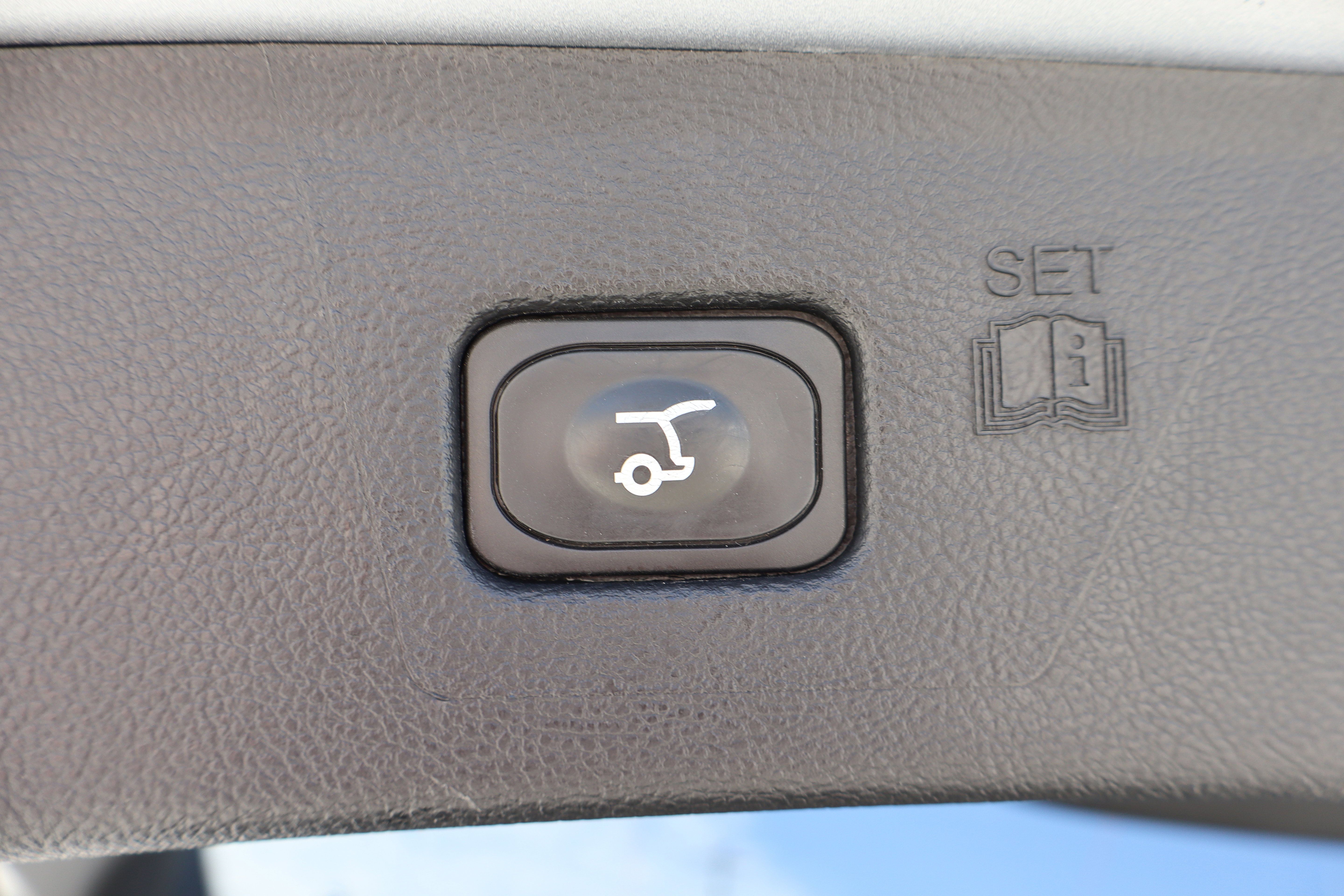 Used 2024 Ford Edge SEL w/ Convenience Package AWD/4WD image 29