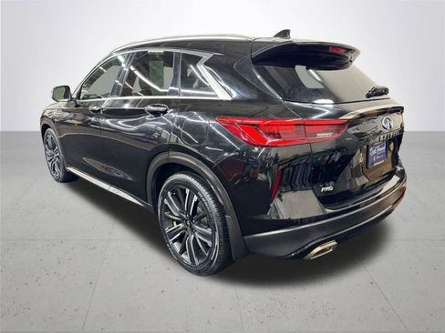 Used 2021 INFINITI QX50 Luxe w/ Appearance Package image 3