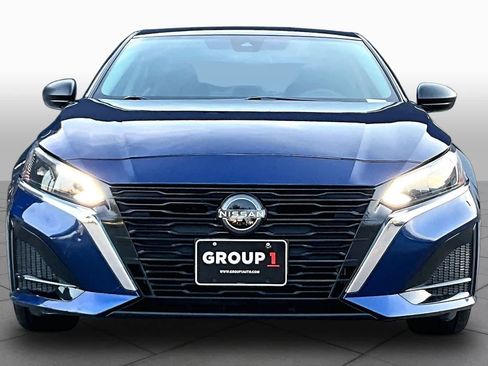 Certified 2024 Nissan Altima 2.5 S FWD image 4