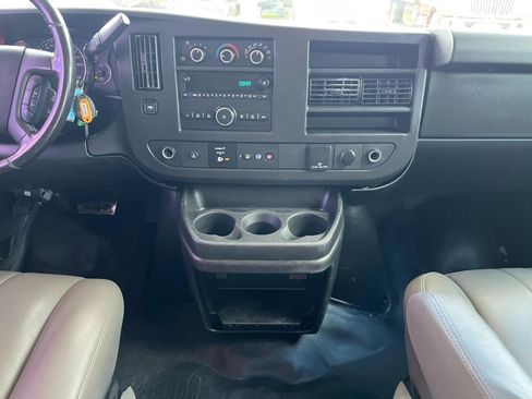 Used 2020 Chevrolet Express 3500 LS image 31