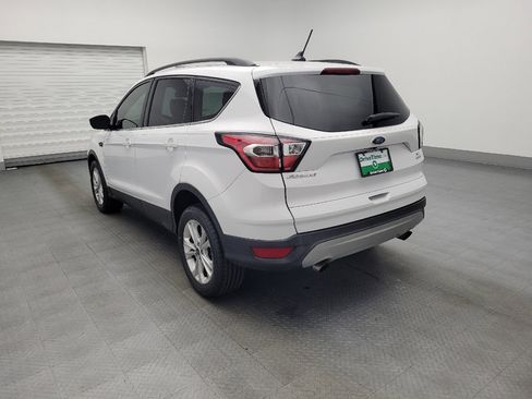 Used 2018 Ford Escape SE w/ Ford Safe & Smart Package image 5