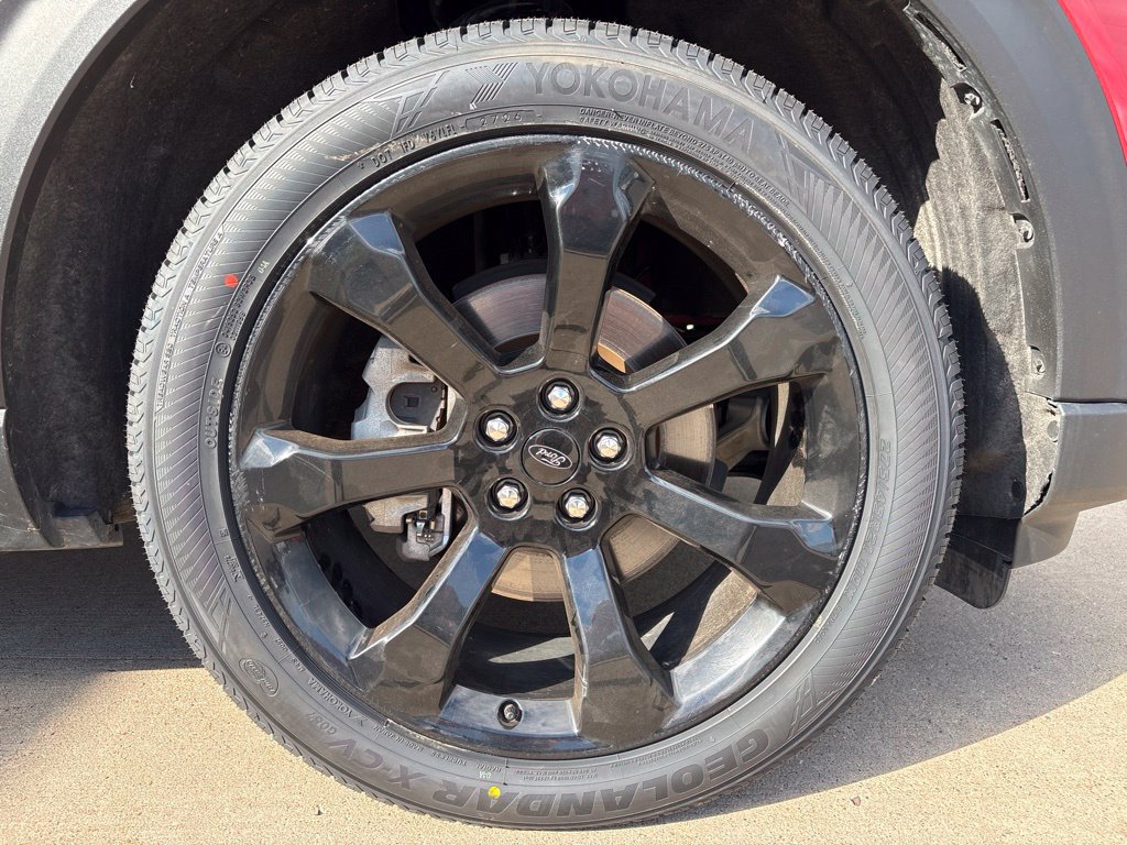 Used 2024 Ford Explorer ST-Line w/ Class IV Trailer Tow Package AWD/4WD image 11