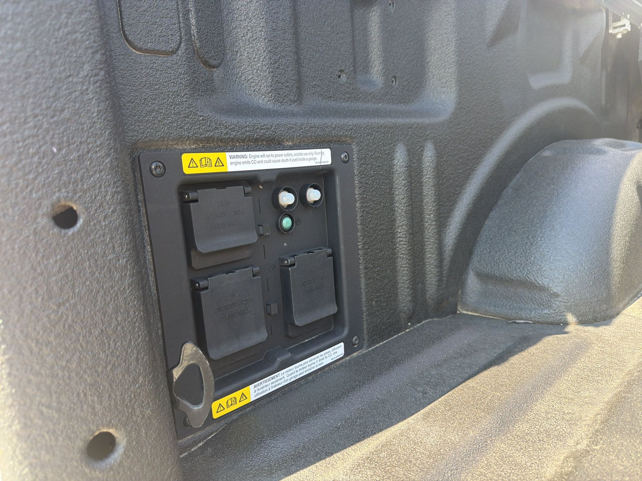Used 2024 Ford F150 Lariat w/ FX4 Off-Road Package AWD/4WD image 15