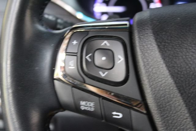 Used 2017 Toyota Avalon Limited FWD image 17