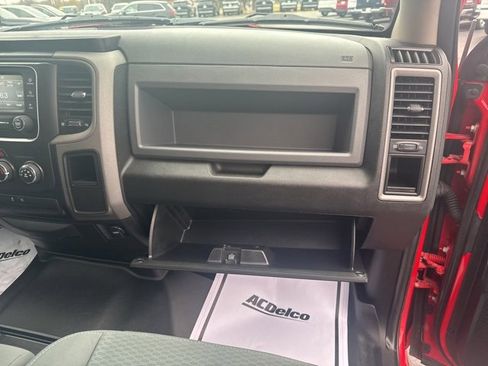 Used 2017 RAM 1500 Express w/ Express Value Package image 12