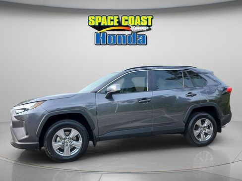 Used 2024 Toyota RAV4 XLE w/ Convenience Package FWD image 9