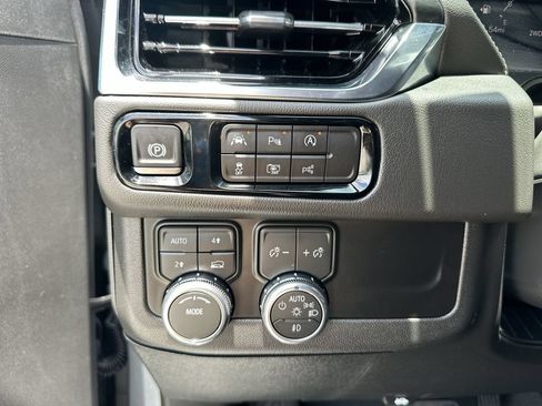 Certified 2026 GMC Yukon Denali w/ Sun & Power Step Package AWD/4WD image 18
