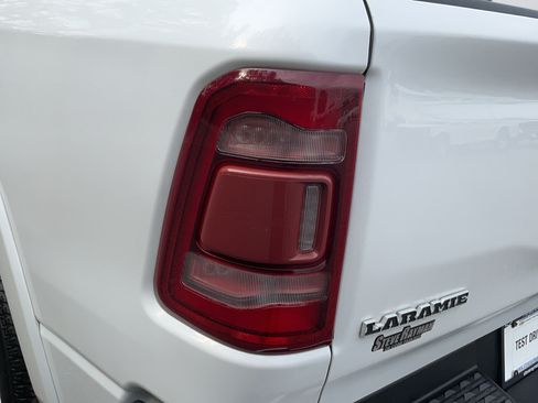 Used 2019 RAM 1500 Laramie AWD/4WD image 27