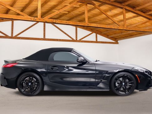 Used 2022 BMW Z4 sDrive30i w/ Premium Package RWD image 6