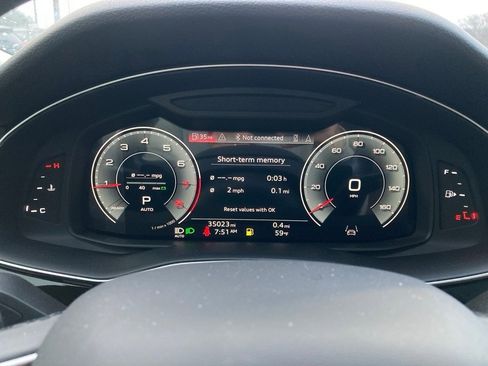 Used 2023 Audi Q7 2.0T Premium w/ Convenience Package image 18