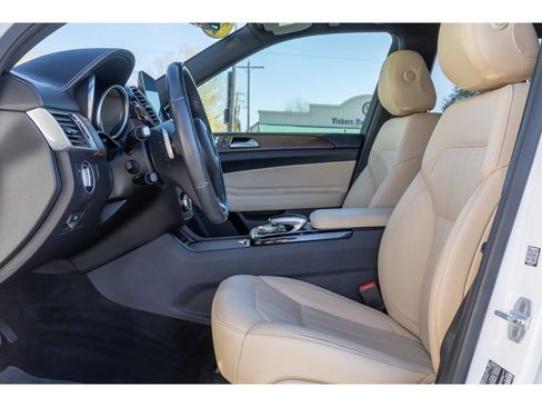 Used 2017 Mercedes-Benz GLS 450 450 4MATIC w/ Premium Package image 16