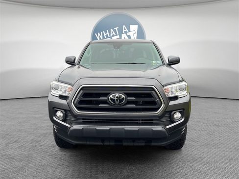 Used 2023 Toyota Tacoma SR5 image 9