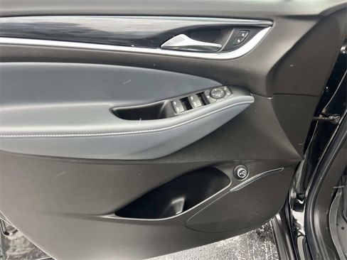 Certified 2024 Buick Enclave Essence w/ Experience Buick Package image 15