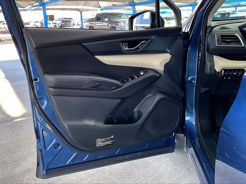 Used 2022 Subaru Ascent Premium w/ Convenience Package image 21