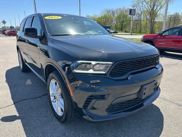 Used 2025 Dodge Durango GT AWD/4WD image 4