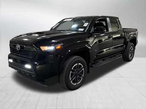 Certified 2024 Toyota Tacoma TRD Sport w/ TRD Sport Premium Package AWD/4WD image 3
