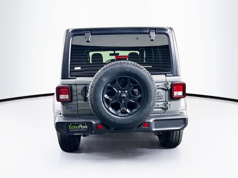 Used 2023 Jeep Wrangler Unlimited w/ 8.4" Radio Group AWD/4WD image 7