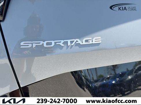 New 2026 Kia Sportage SX FWD image 10