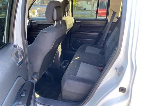 Used 2015 Jeep Patriot Sport w/ Power Value Group FWD image 10