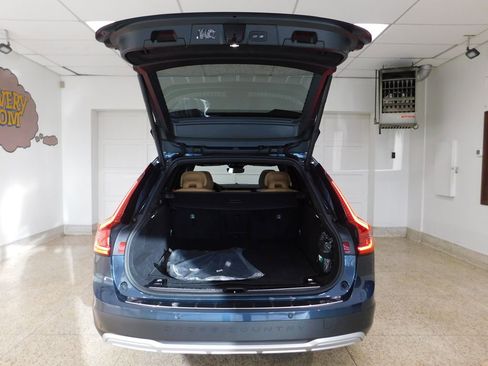 Used 2026 Volvo V90 B6 Cross Country Ultra image 83