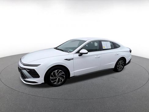 Used 2026 Hyundai Sonata Blue FWD image 10