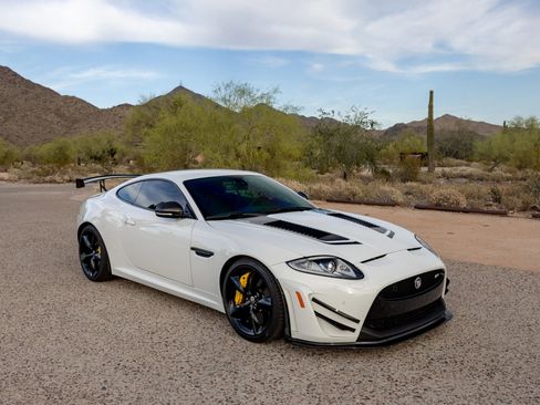 Used 2014 Jaguar XK R-S RWD image 21