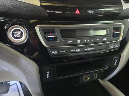 Used 2019 Honda Ridgeline RTL-E image 21