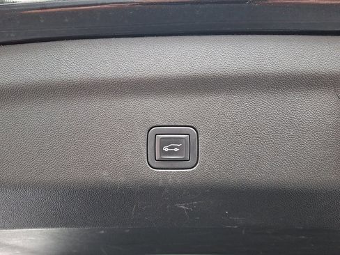 Used 2021 GMC Yukon AT4 w/ Rear Media and Nav Package AWD/4WD image 37