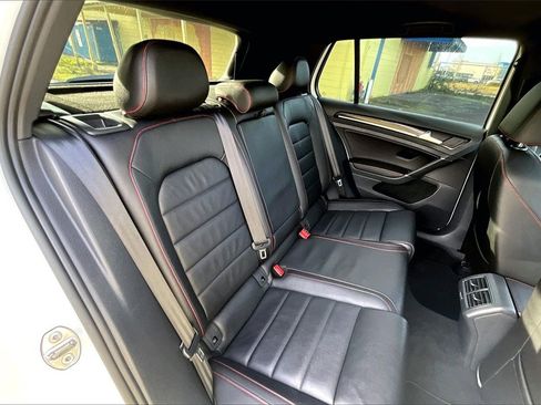 Used 2017 Volkswagen GTI Autobahn image 21