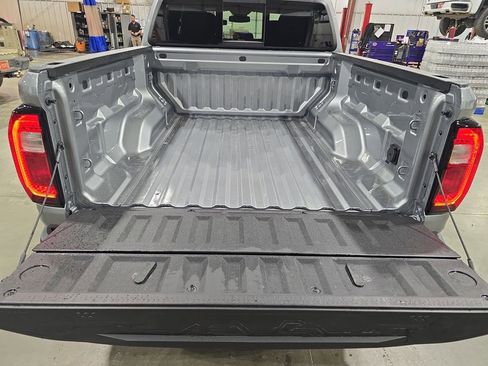 New 2026 GMC Canyon Elevation w/ Convenience Package image 12