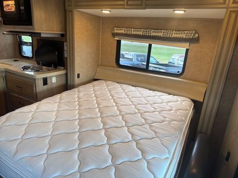 Used 2015 Mercedes-Benz Sprinter 3500 image 37