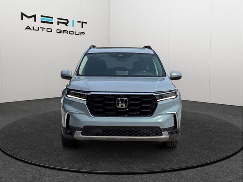 Used 2024 Honda Pilot Elite image 3