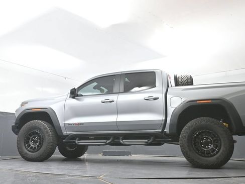Used 2024 GMC Canyon AT4X w/ AT4X AEV Edition AWD/4WD image 58
