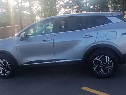 Certified 2025 Kia Sportage LX image 8