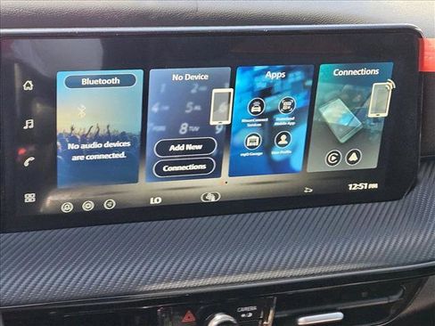 New 2026 Nissan Kicks SR image 14