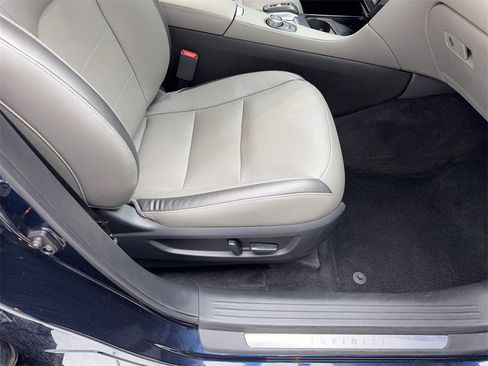 Used 2024 INFINITI QX50 Luxe image 44