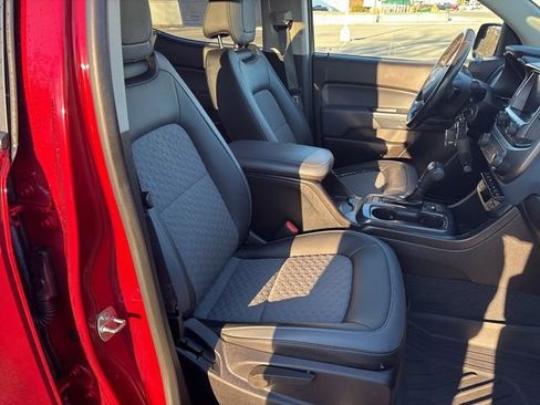 Used 2021 Chevrolet Colorado Z71 w/ Safety Package image 12