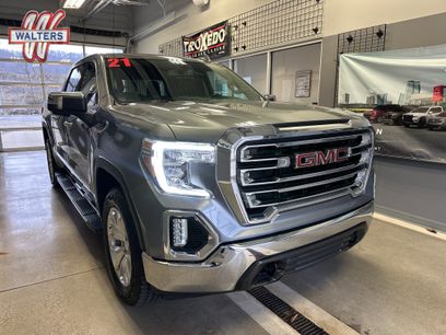 Used 2021 GMC Sierra 1500 SLT w/ SLT Premium Package